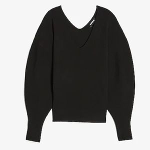 Balloon sleeve sweater